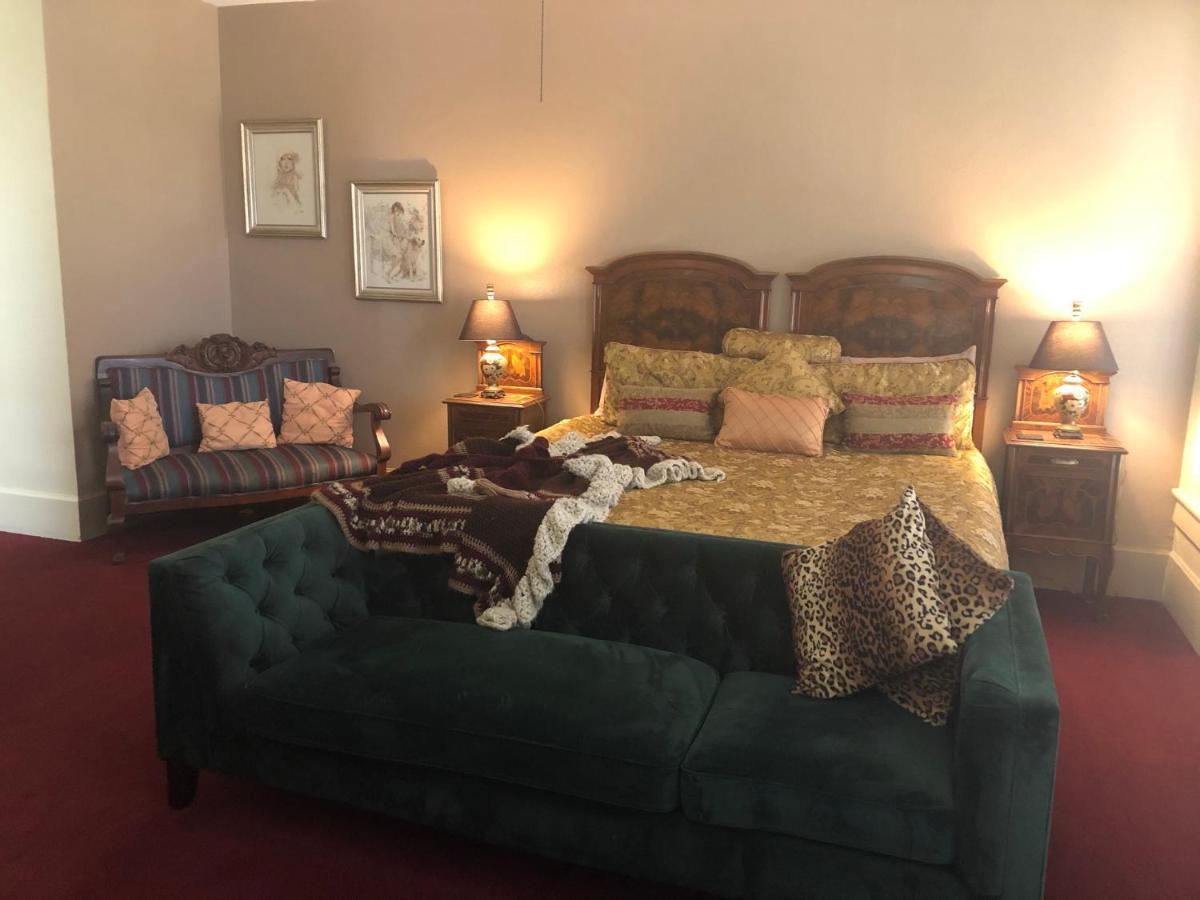 The Palace And Bath House 3* Eureka Springs