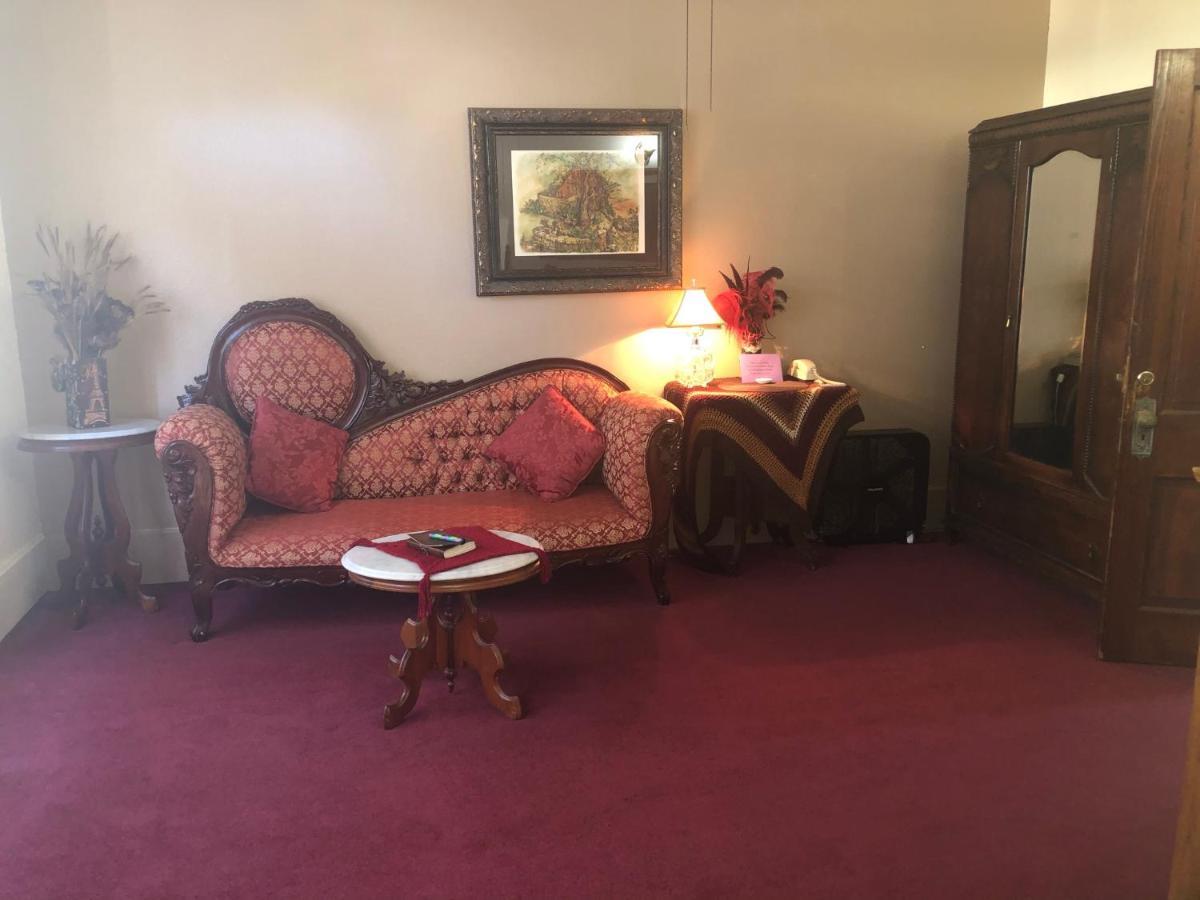 The Palace And Bath House Hotel